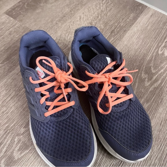 Adidas Shoes Unique in Color - Picture 1 of 4